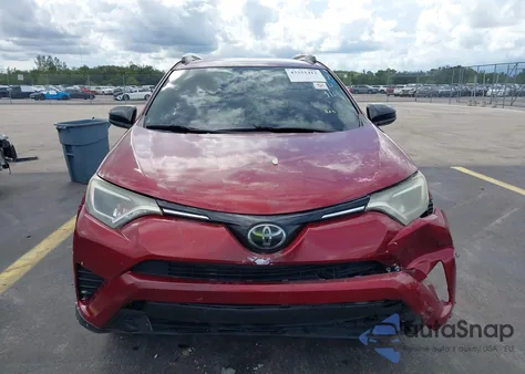 2018 Toyota Rav4 Le z USA, uszkodzony, nr VIN 2T3ZFREV3JW518647